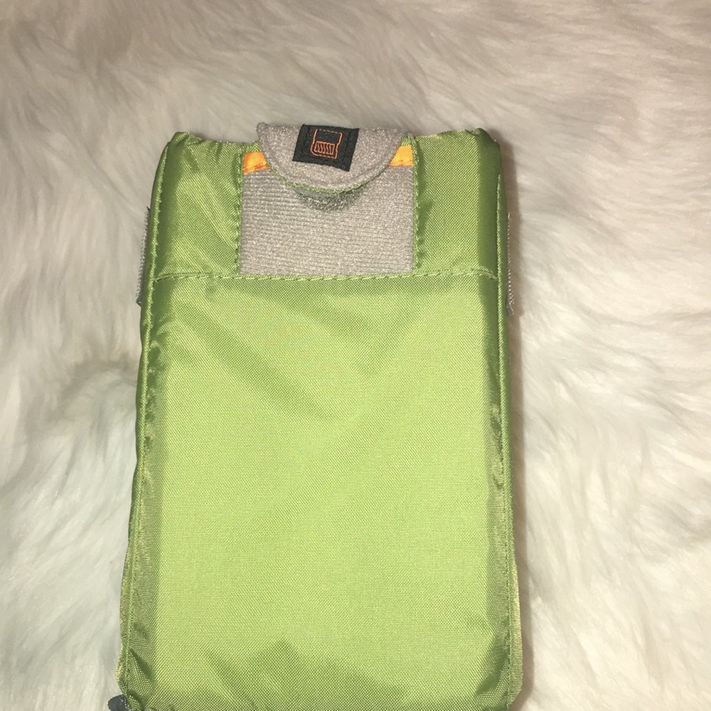 Lowerpro camera bag - Picture 4 of 7